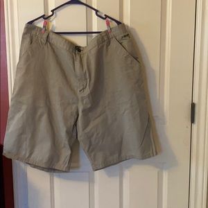 Billabong shorts GUC